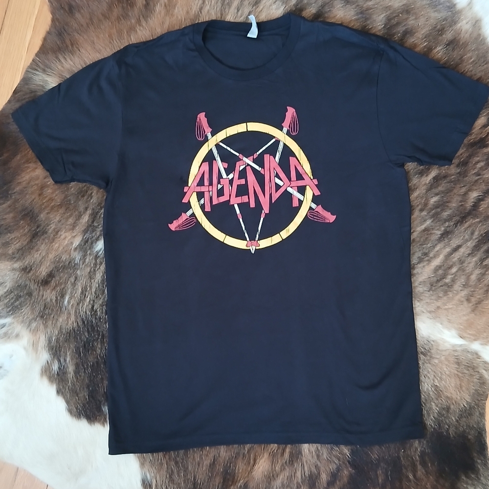 Agenda Trading Company Go Hike Pentagram Tee